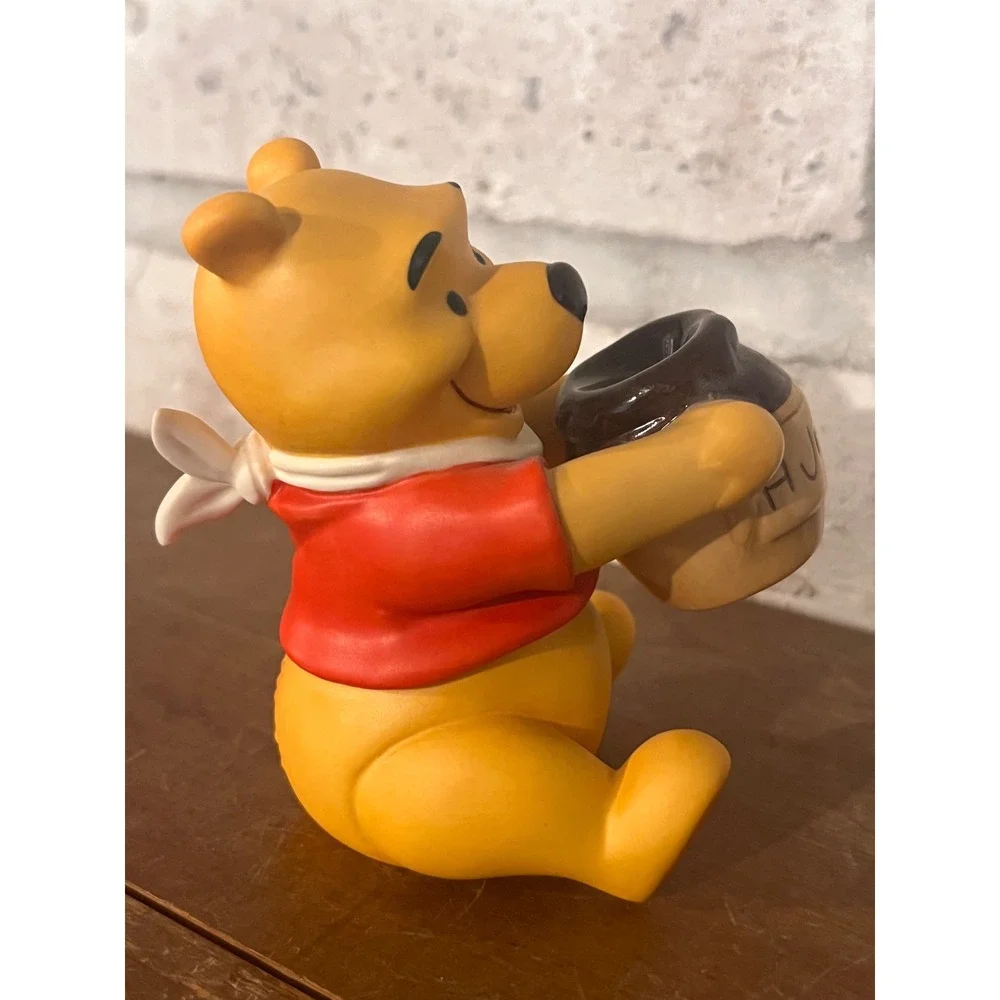 WDCC‎ 1996 Winnie the Pooh Time for Something Sweet Figurine - Picture 8 of 9